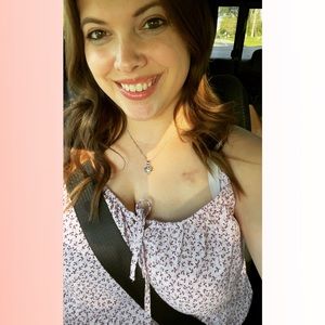 Meet your Posher, Em